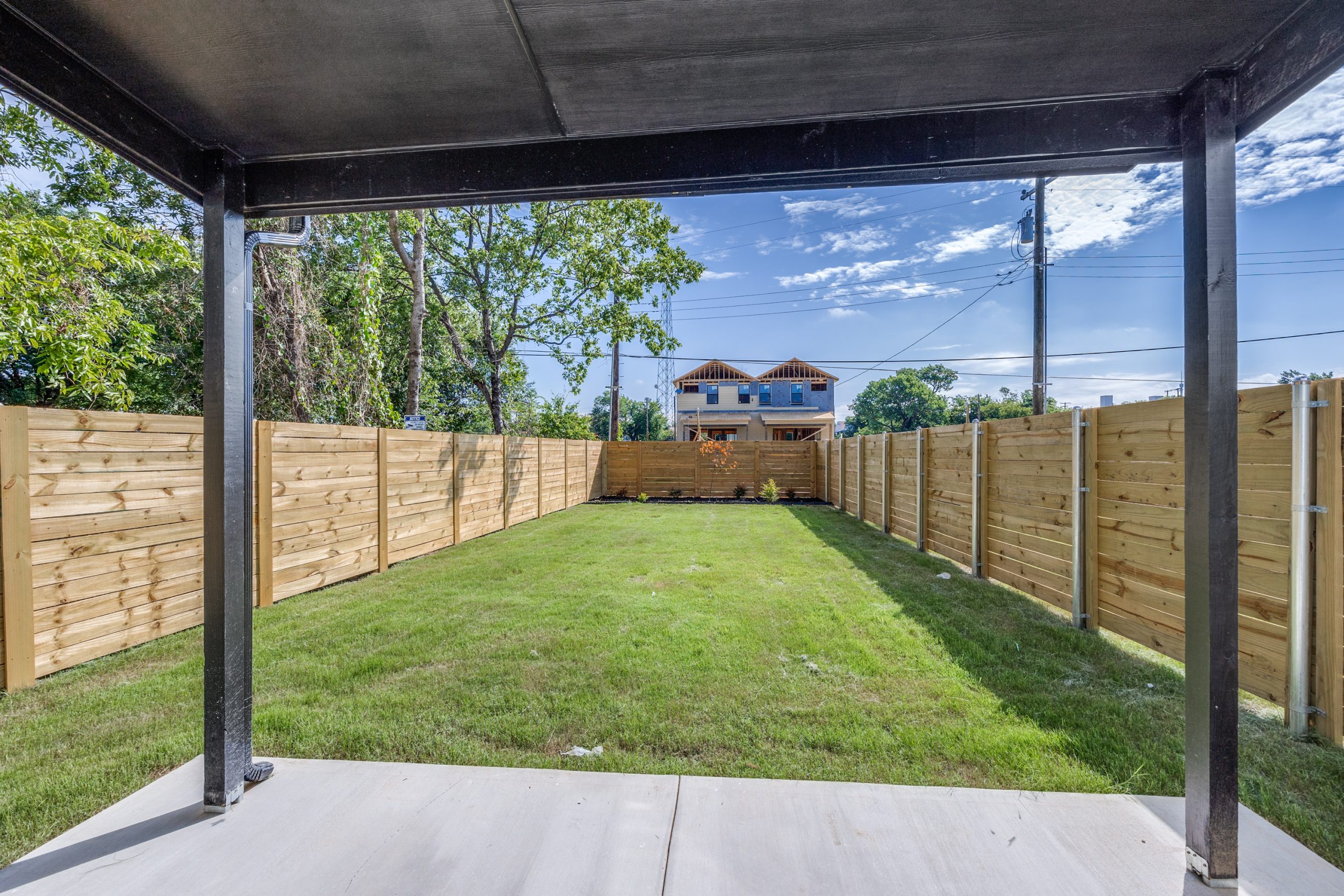 2410-jeffries-st-dallas-tx-75215-High-Res-30