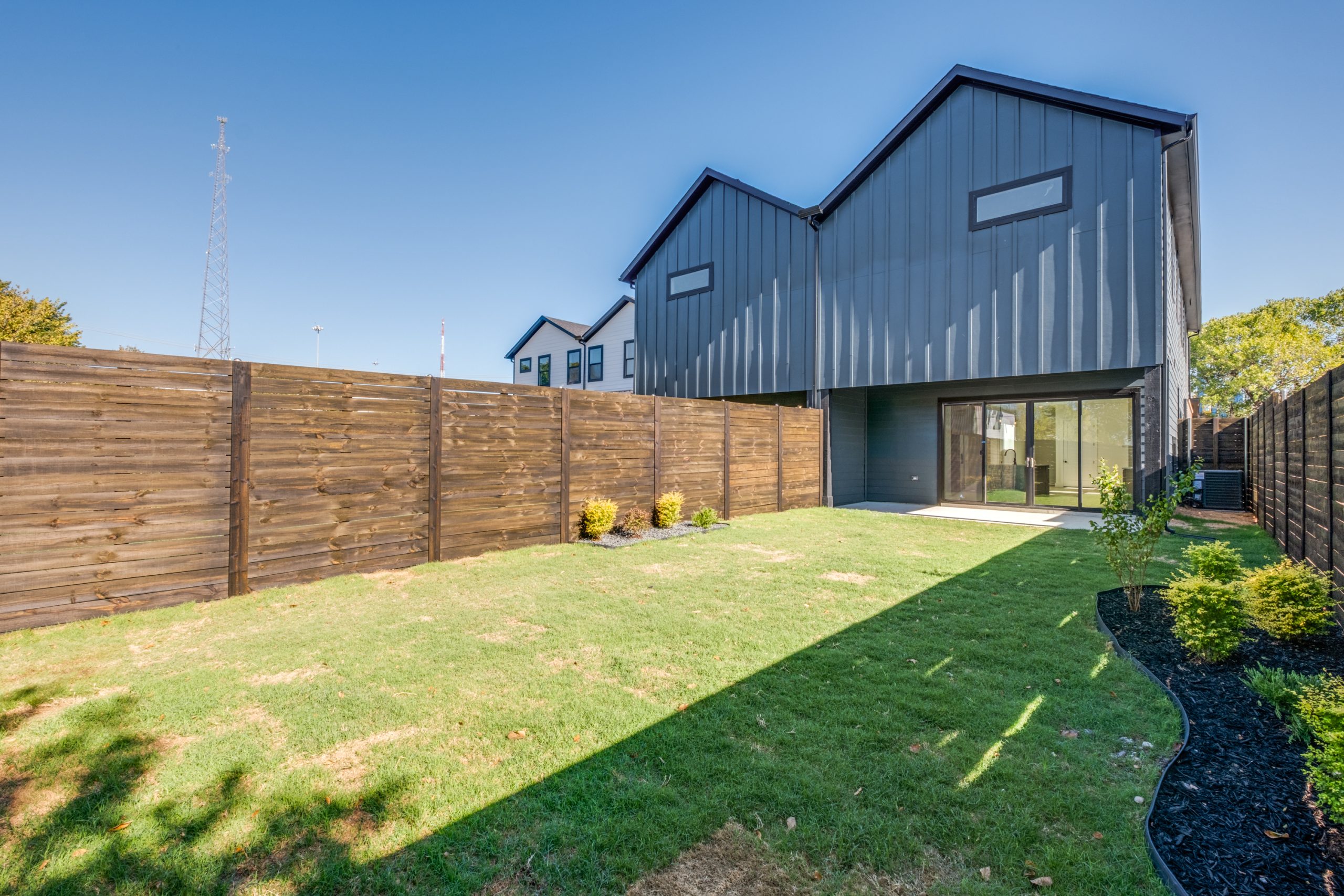 2417-meyers-st-dallas-tx-75215-High-Res-33